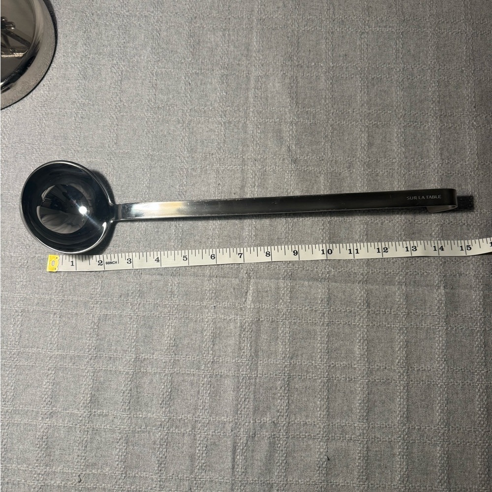 Sur la Table Ladle